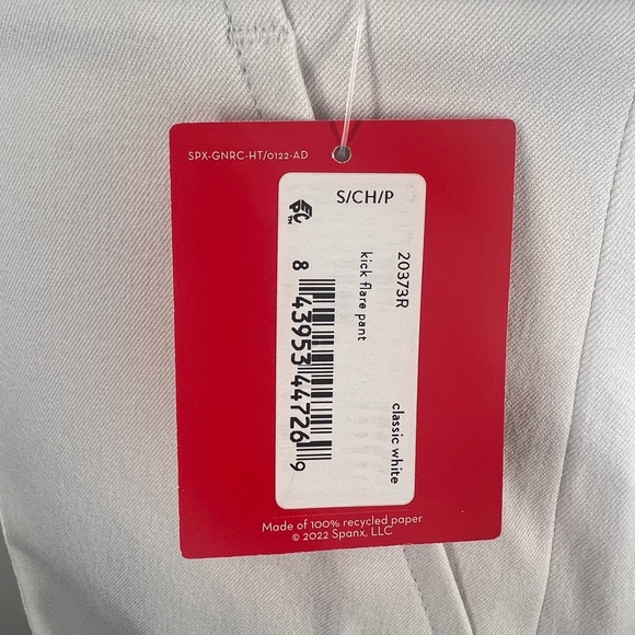 NWT Spanx On The Go Kick Flare Pants - Picture 10 of 13